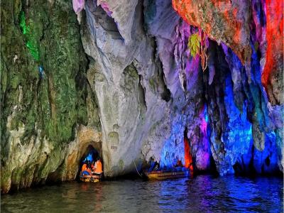 Dragon Palace Cave 