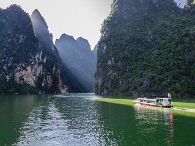 Wanfeng Lake